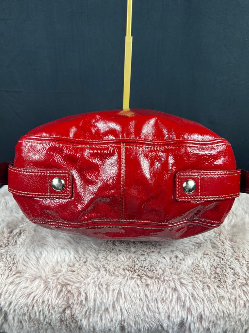 COACH Zoe XL Hobo Bag Crimson Red Patent Leather EUC F12776 - Picture 6 of 11